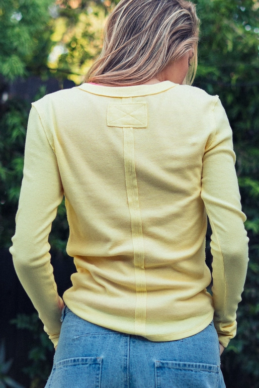 Urban Daizy Ribbed Henley Long Sleeve Top in Butter Yellow