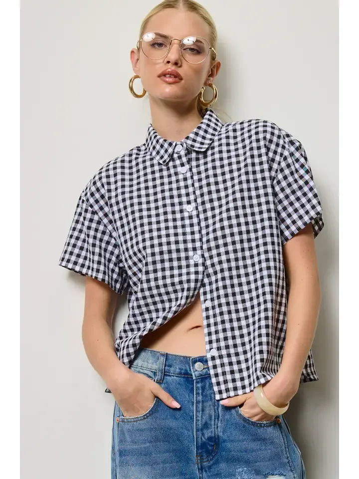 Mimosa Gingham Short Sleeve Button Down Shirt in Black