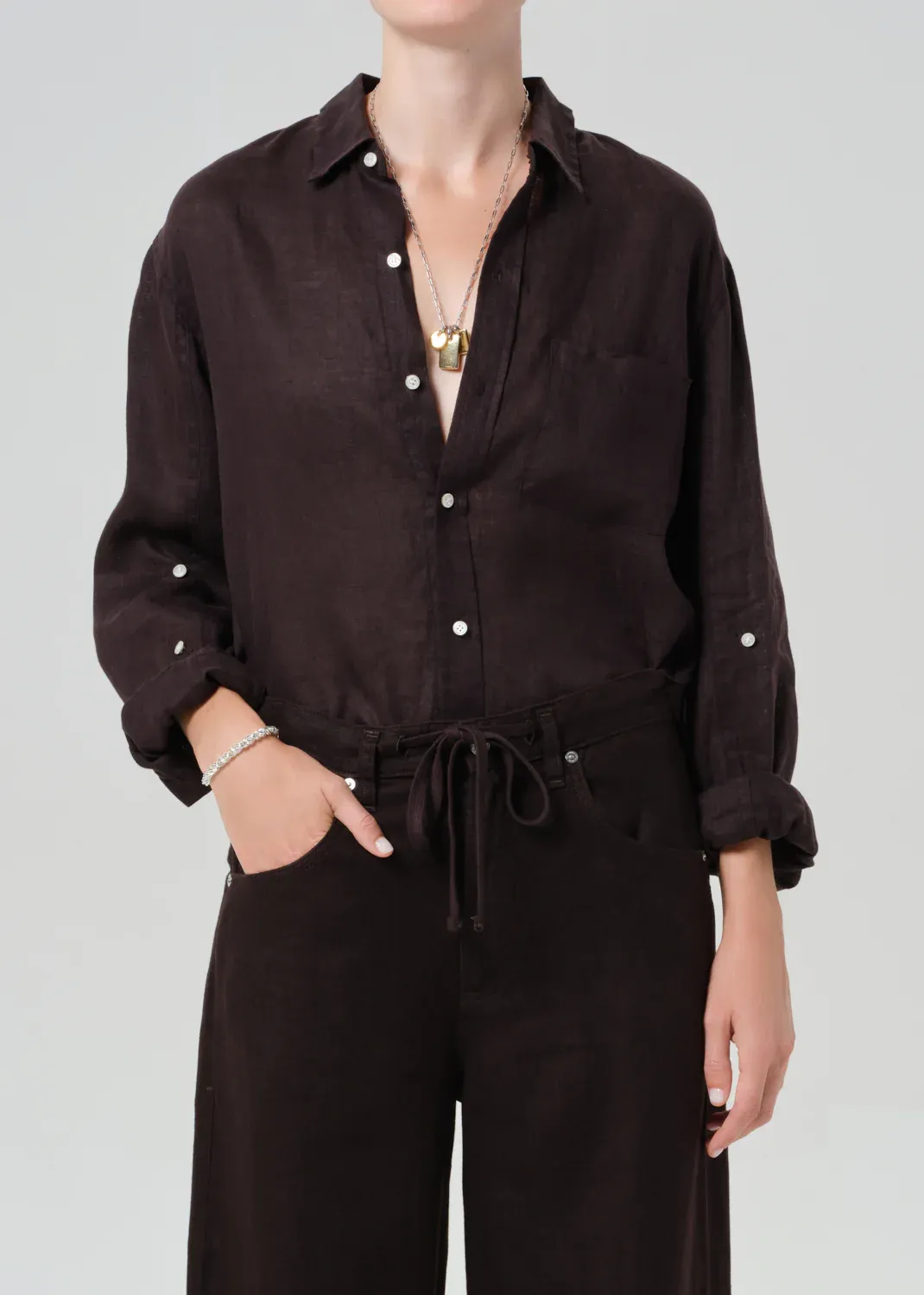 Citizens of Humanity Kayla Shrunken Linen Shirt in Chocolate
