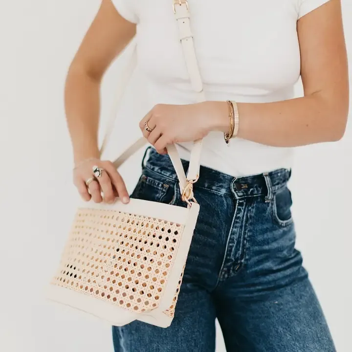 Pretty Simple Bryce Woven Bucket Bag in Cream Pretty Simple Bryce Woven Bucket Bag in Cream