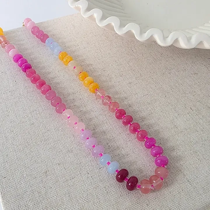 Pretty Simple Ombre Semi-Precious Beaded Necklace (Waterproof) in Pink