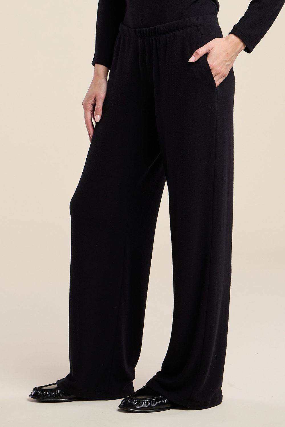 Velvet Mackenzie Kashmir Knit Pant in Black