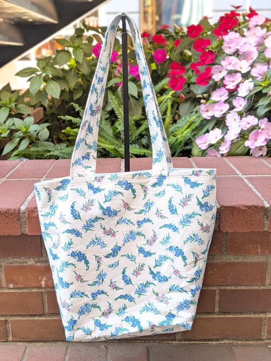 Collins Collective Everyday Tote in Floral Fling