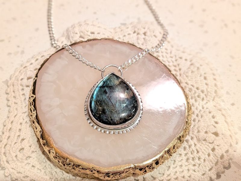 Savage Roots Kalisi Necklace in Labradorite & Sterling Silver Savage Roots Kalisi Necklace in Labradorite & Sterling Silver