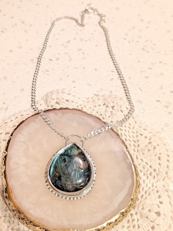 Savage Roots Kalisi Necklace in Labradorite & Sterling Silver