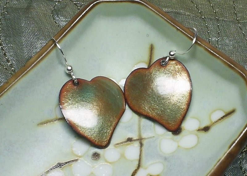 Shimmery Champagney Heart Earrings