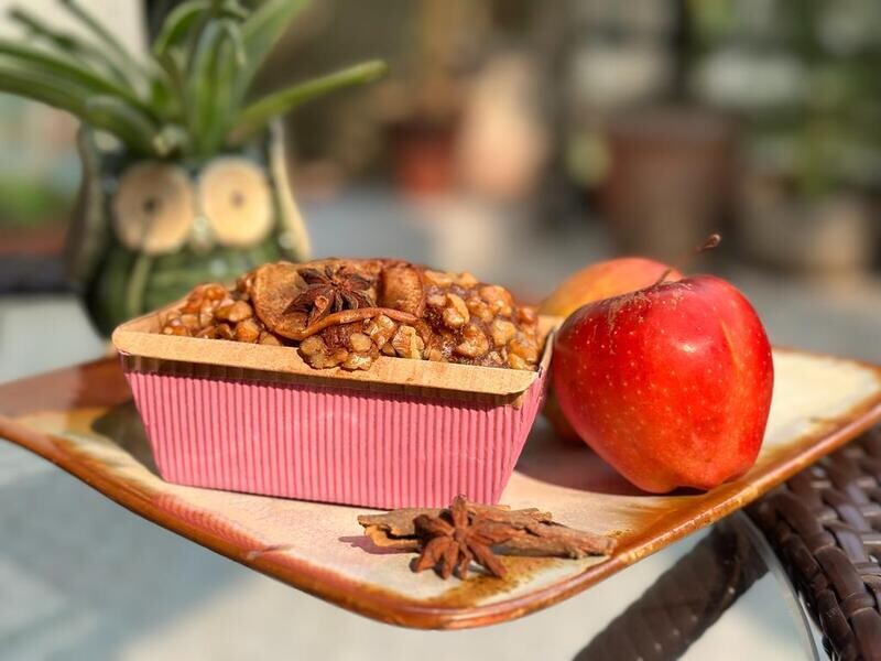 The Maah-Donna Cake (Apple Walnut Cinnamon Cake)