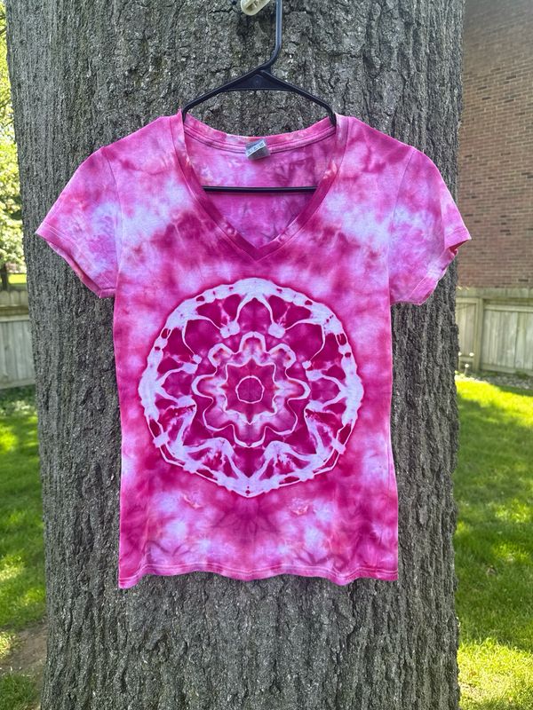 Mandala V-neck