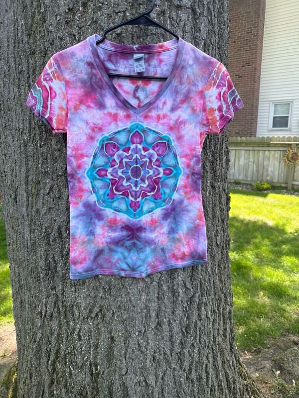 Mandala V-neck