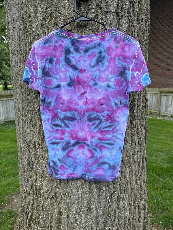 Mandala V-neck