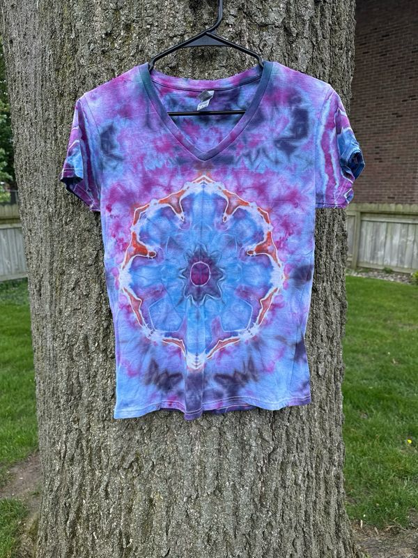 Mandala V-neck
