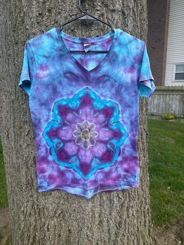 Mandala V-neck