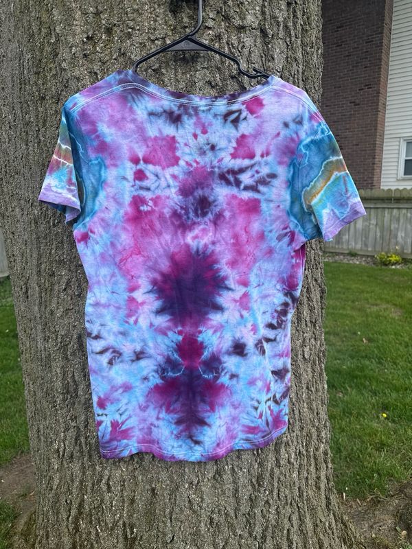 Mandala V-neck