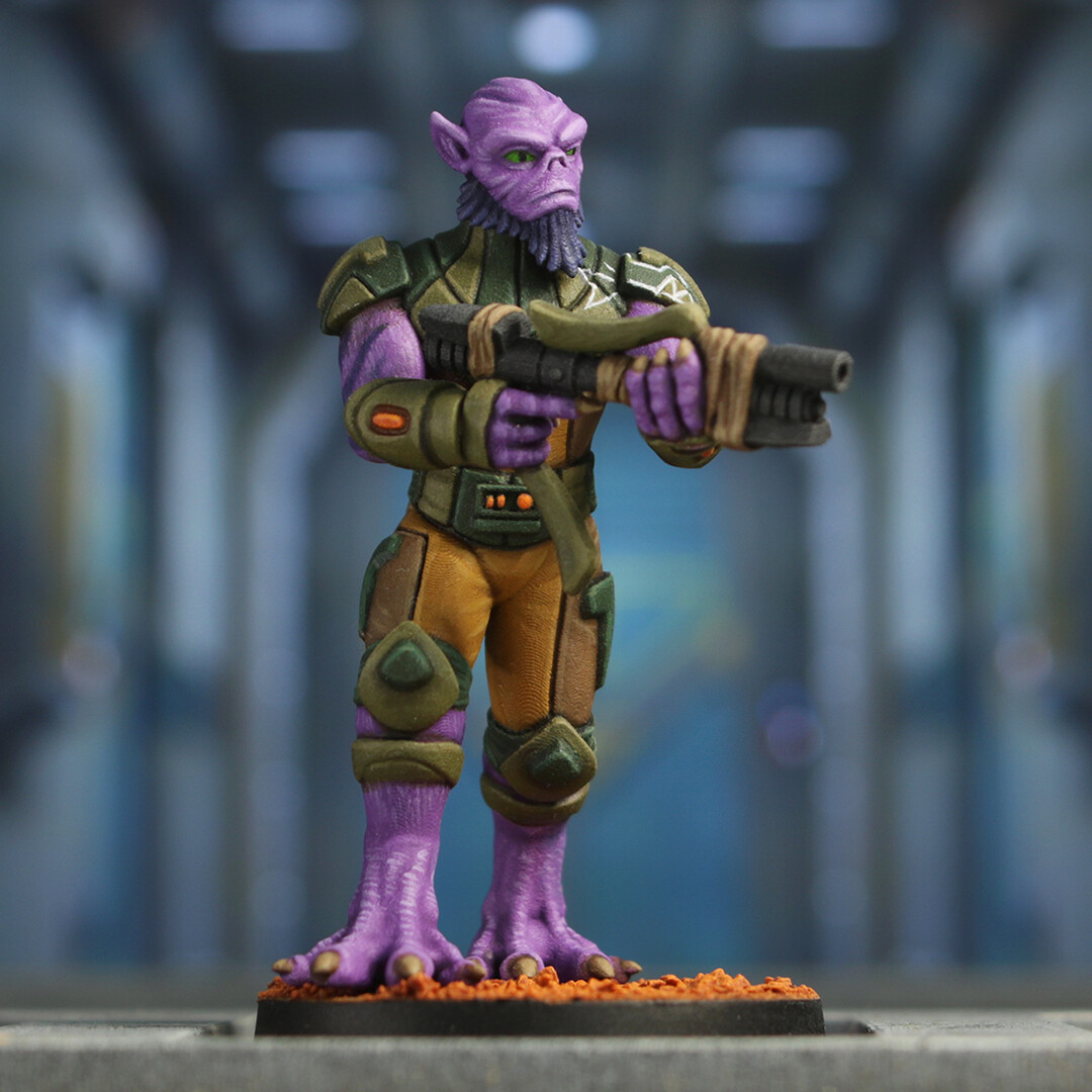 Bulky Alien