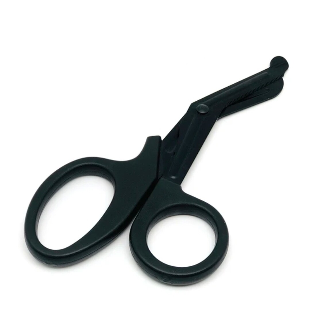 All Black Scissors