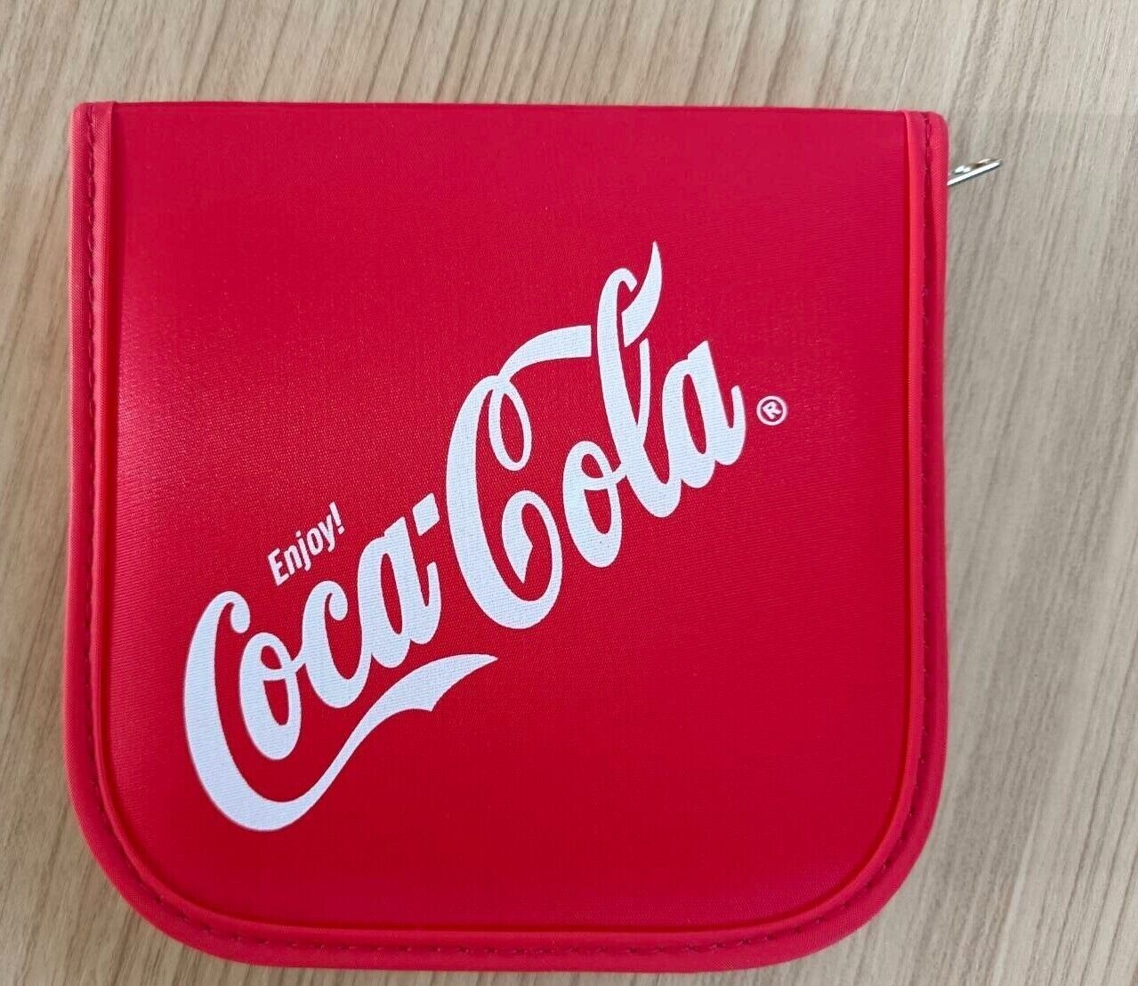 New Coca Cola CD DVD Storage Holder 15 x 15 x 3 cm.