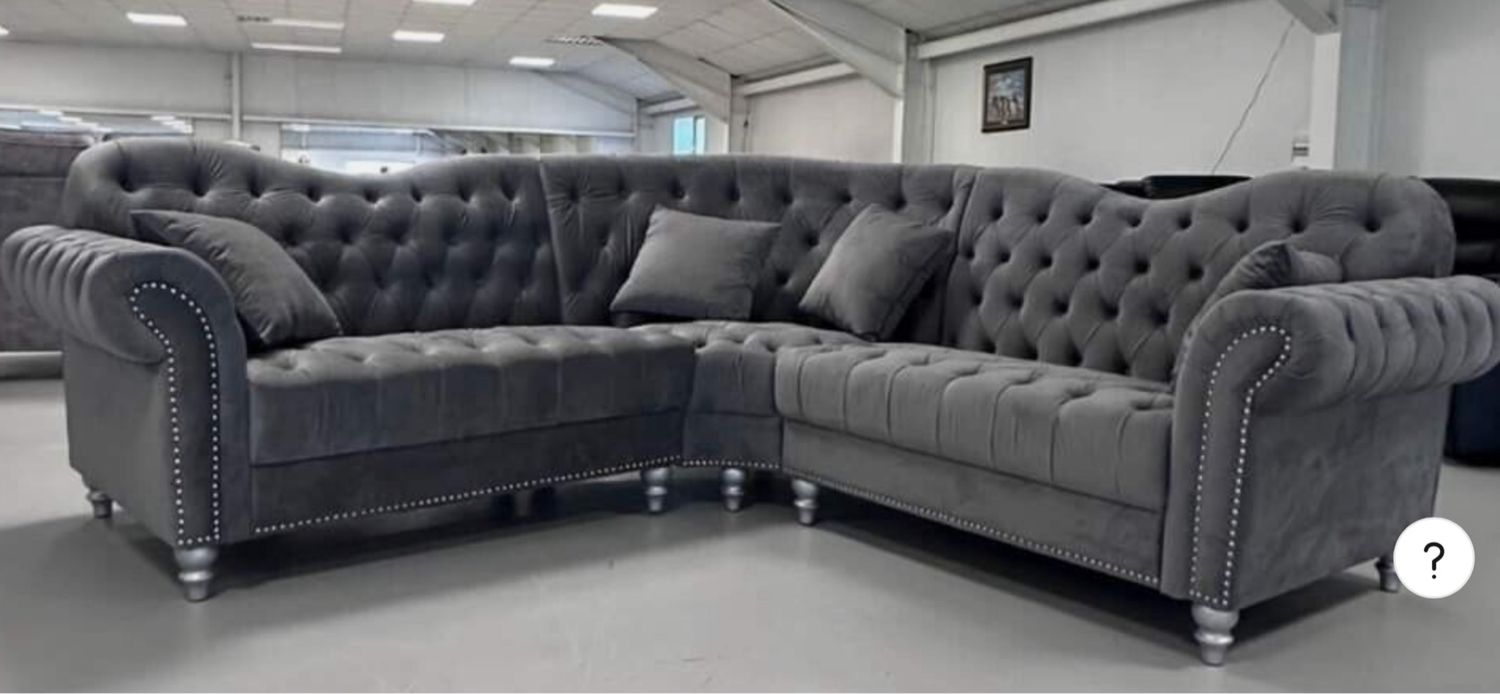 CLEARANCE- ELEGANCE CHESTERFIELD CORNER SOFA 5 SEATER - Available In Grey And Cream Plush Velvet