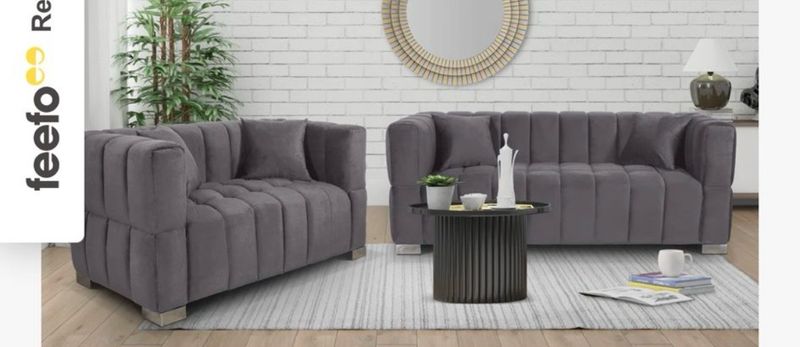 CLEARANCE-Chesterfield Plush Velvet 3 + 2 Sofa Suite In Grey
