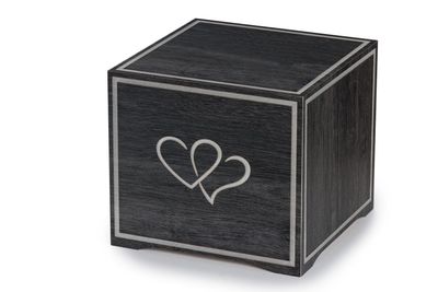 Urna de madera con acabado en antracita y corazones Urna de madera con acabado en antracita y corazones