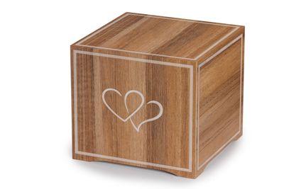 Urna de madera con acabado en nogal y corazones Urna de madera con acabado en nogal y corazones