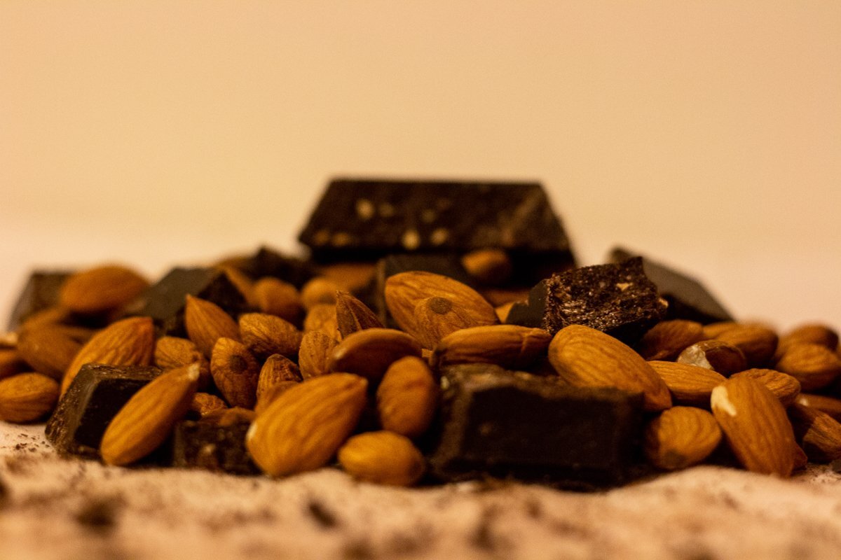Cioccolato nocciola e mandorla