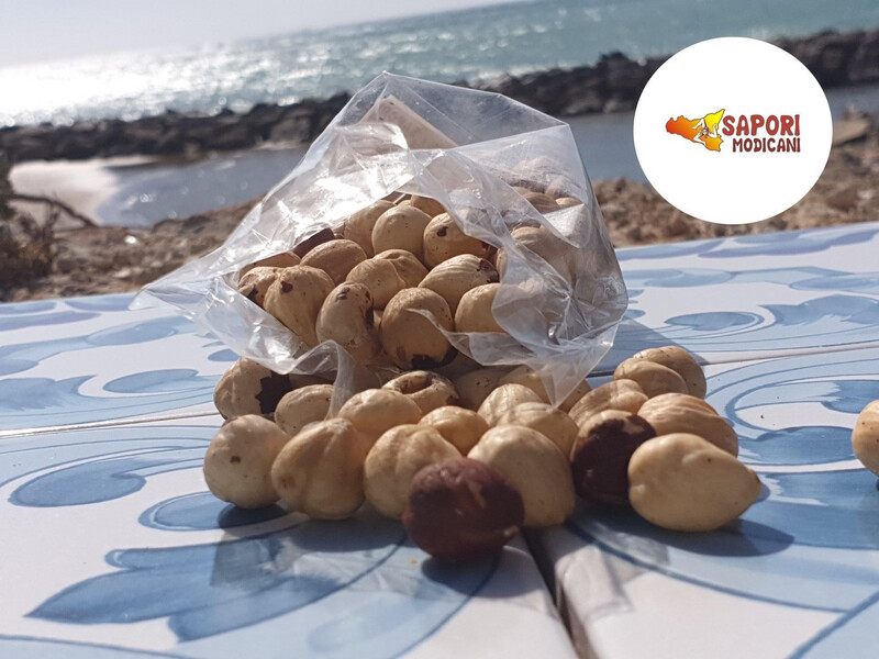 Noccioline sgusciate