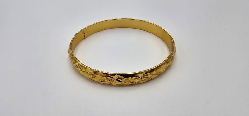 Armreif-22K-Star-Bracelet - Goldfarbener Armreif im klassischen Look