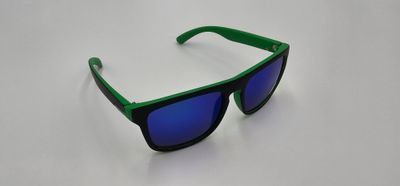 AOOYOWEILY Vintage Retro Modebrille in Grün verspiegelt – Leicht, trendy &amp; unisex