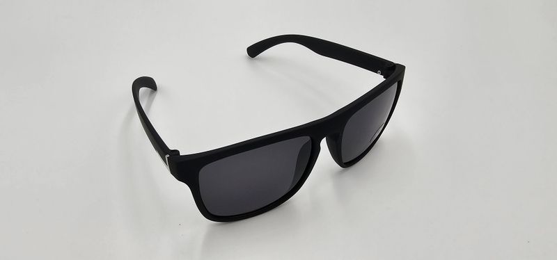 AOOYOWEILY Vintage Retro Modebrille in Schwarz leicht verspiegelt – Leicht, trendy &amp; unisex