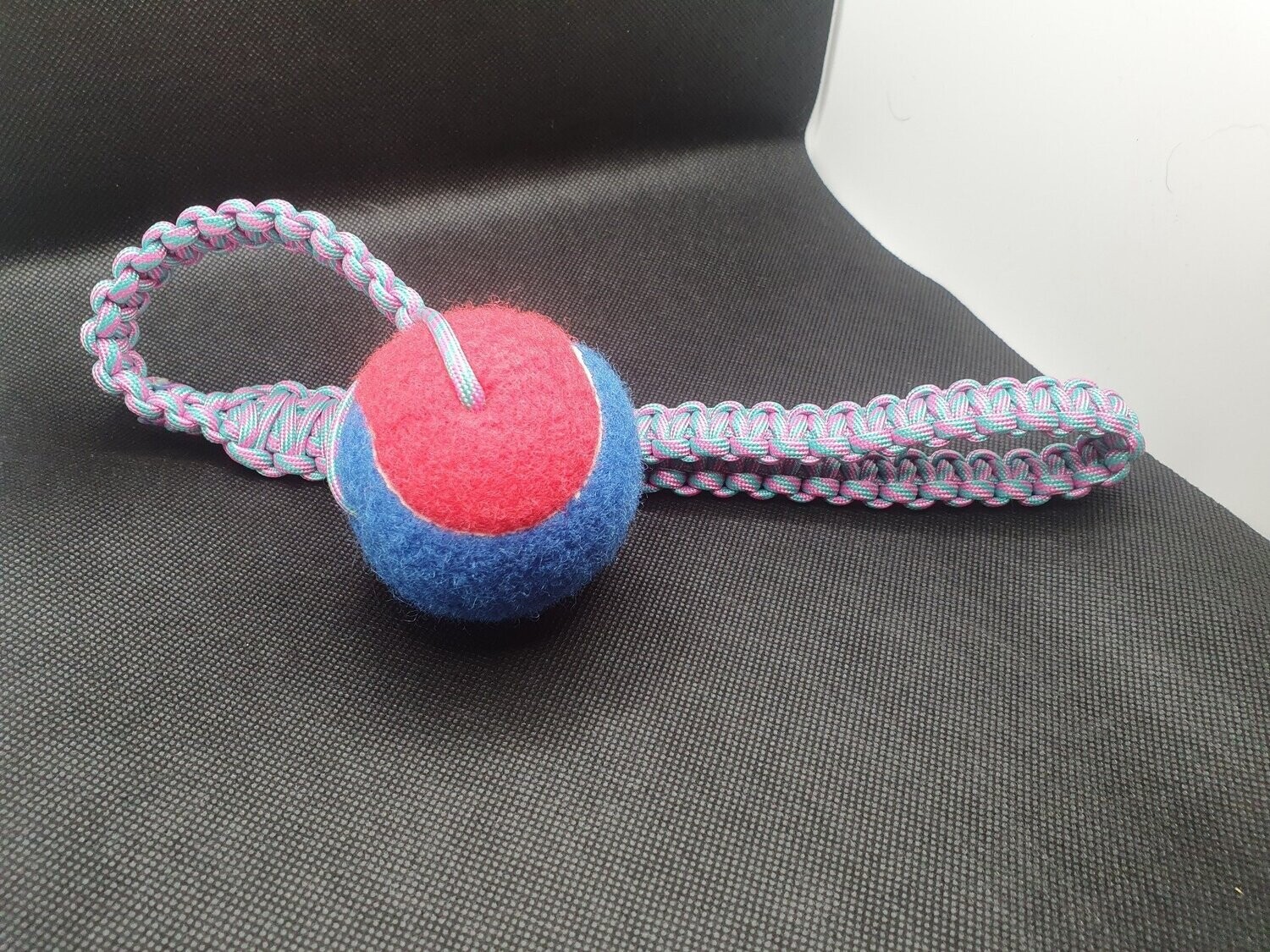 Tug and Throw Red and Blue