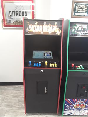 1600 Games in 1 Multicade in Retro Arcade Cabinet