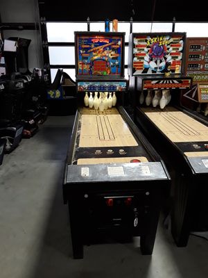 Top Dawg Puck Bowler