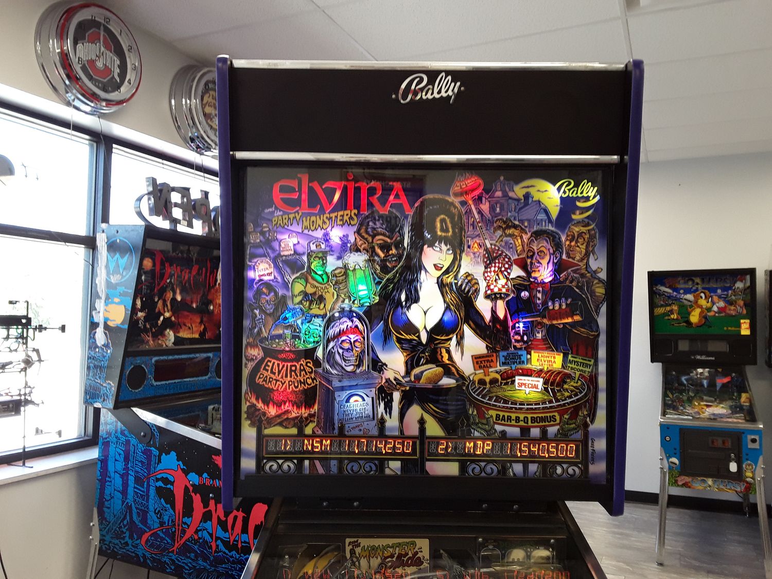 Elvira &amp; the Party Monsters