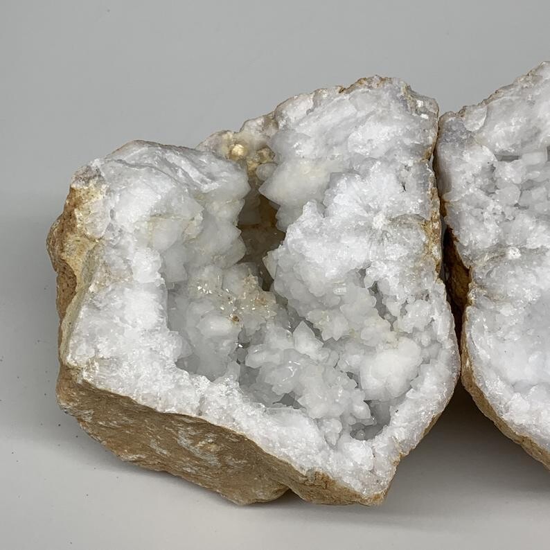 Wholesale Natural Untreated Calcite Geode, Made From Natural Selenite Crystal