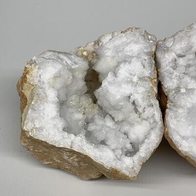 Wholesale Natural Untreated Calcite Geode, Made From Natural Selenite Crystal