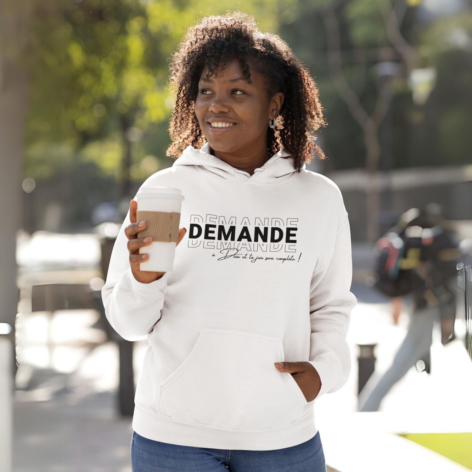 Sweat blanc à capuche - Demande à Dieu