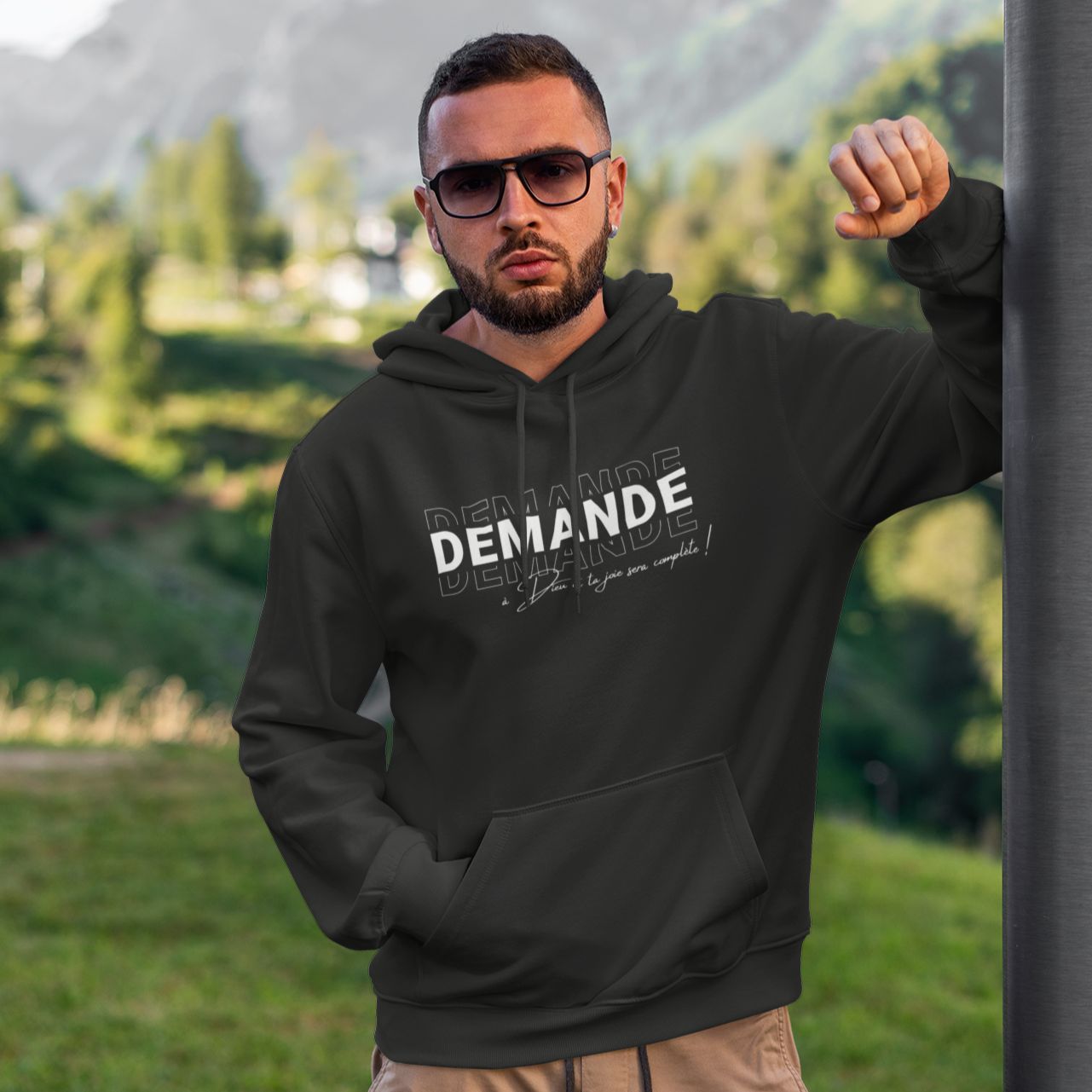 Sweat couleurs à capuche - Demande à Dieu