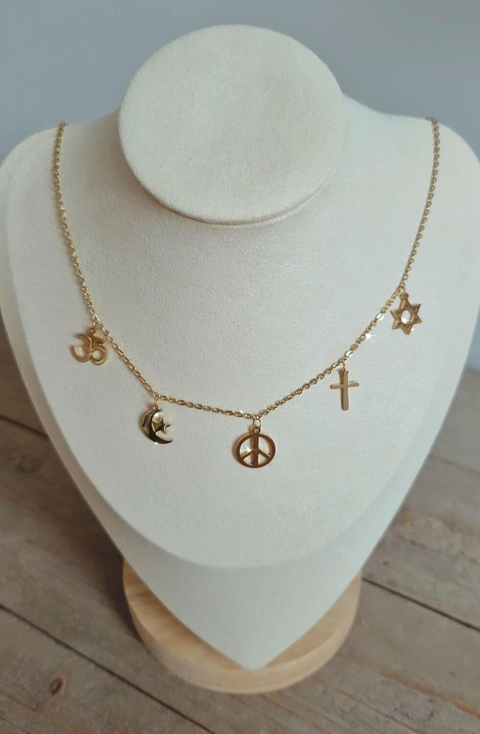 Collier Peace 