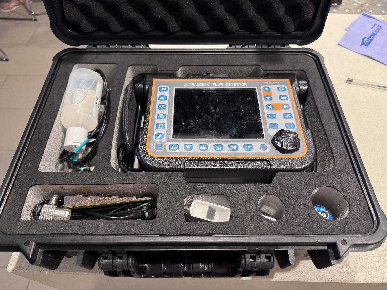 Ultrasonic flaw detector TFD807C