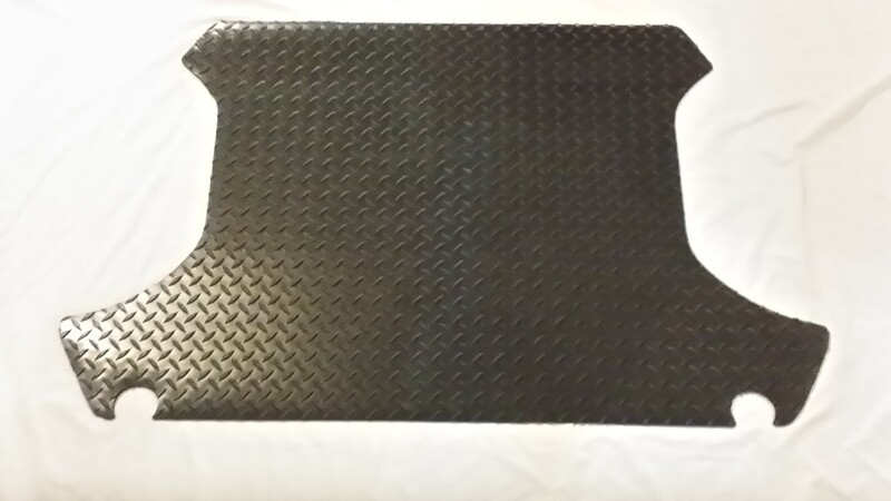 Gator Cargo Box Bed Mat XUV 560