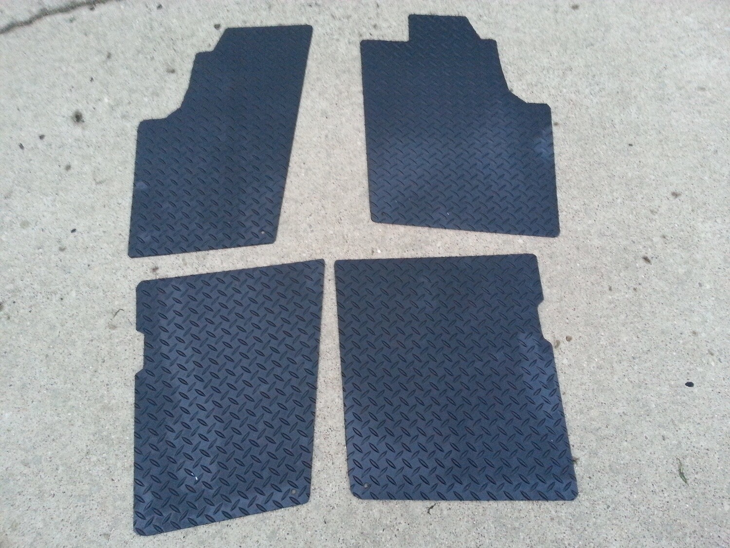 John Deere Gator XUV 550 S4, 560 S4,  580 S4 and RSX 850 Floor Mats