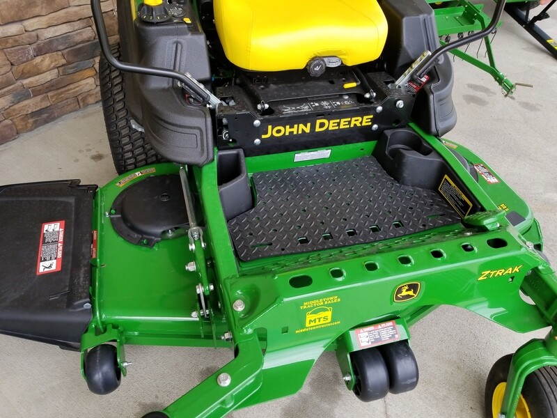 John Deere Zero-Turn Floor Mat/Protector Ztrak, z970