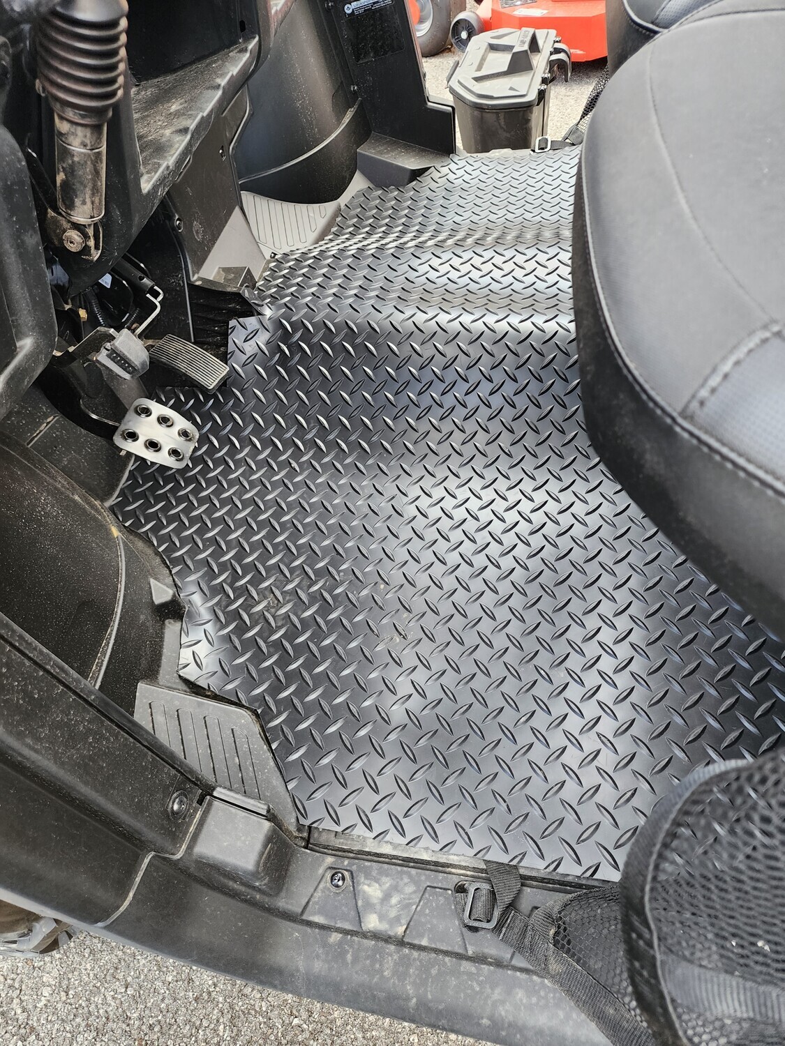 CAN AM DEFENDER 1 PIECE DIAMOND PATTERN 5/32 THICKNESS