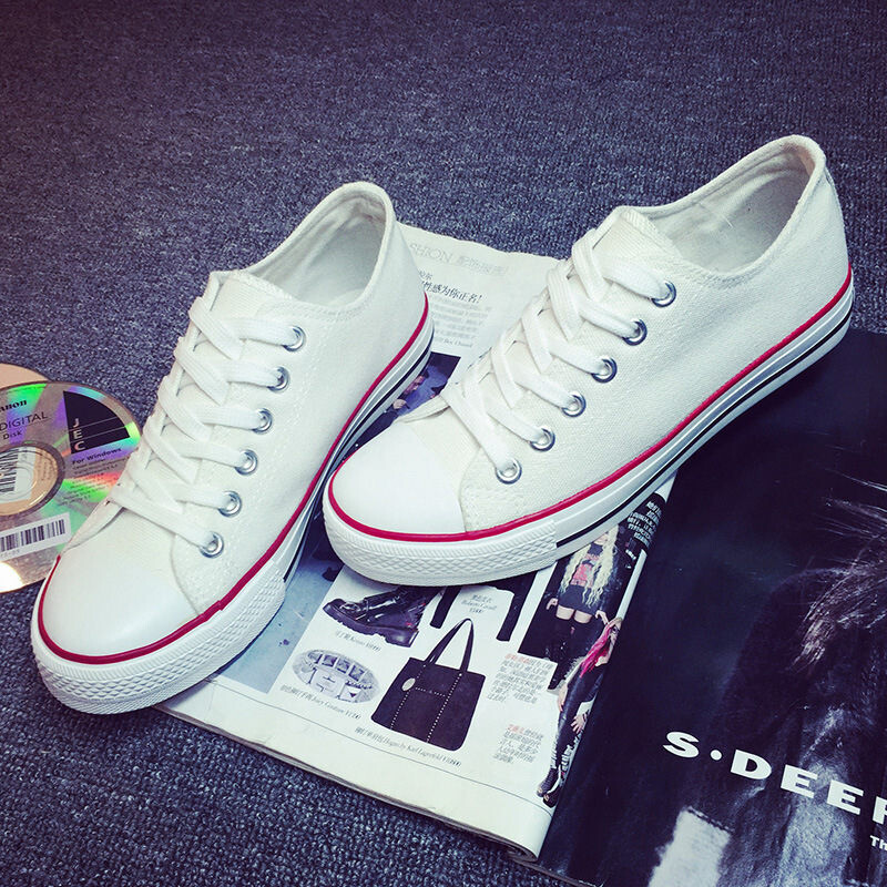 Flats soled canvas shoes fashion style