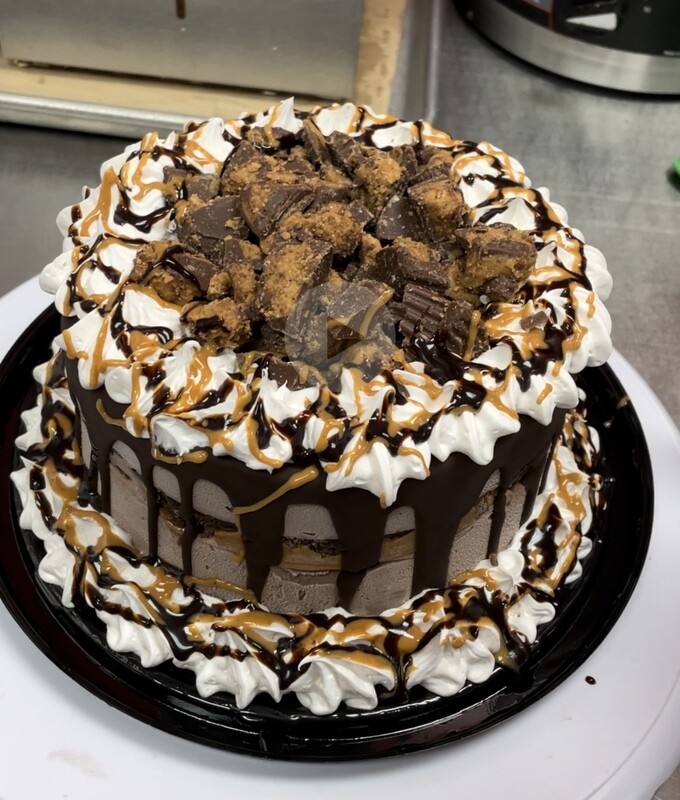 Extreme Reese&#39;s Cake