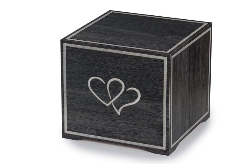Urne en bois – finition anthracite avec cœurs