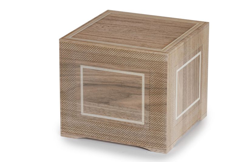 Urne en bois – finition chêne avec cadre