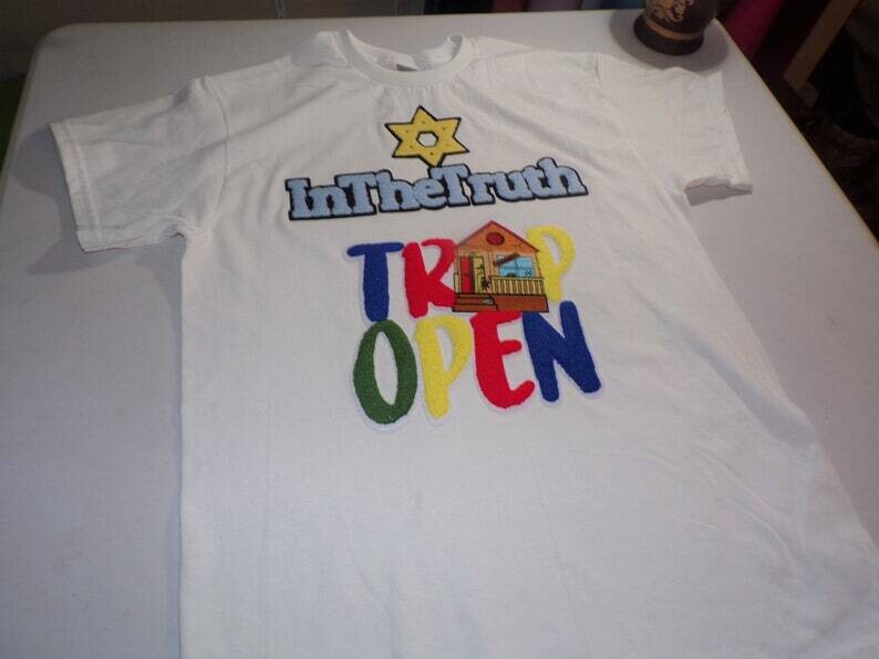 In The Truth Trap Open White