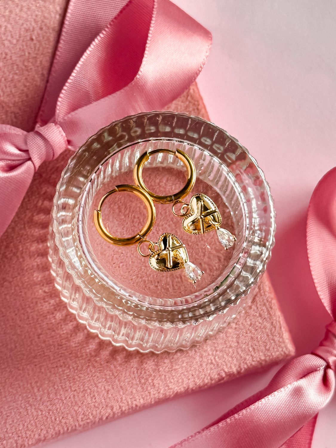Stella Gold Huggies