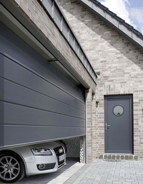 CarTec Sektionaltor